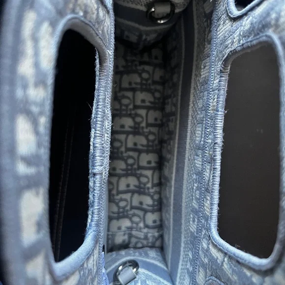 Dior Gray and Cream Designer Tote - Picture 3 of 7